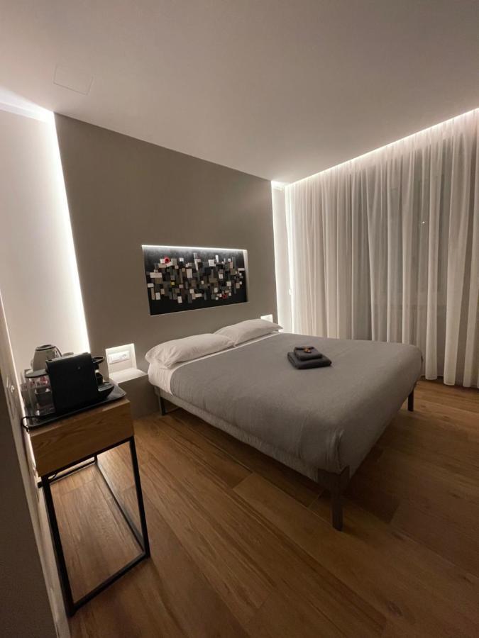Lucrino 45 By Ale Hotel Rome Exterior photo