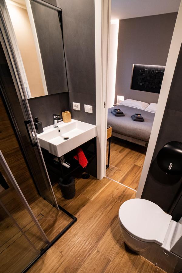 Lucrino 45 By Ale Hotel Rome Exterior photo