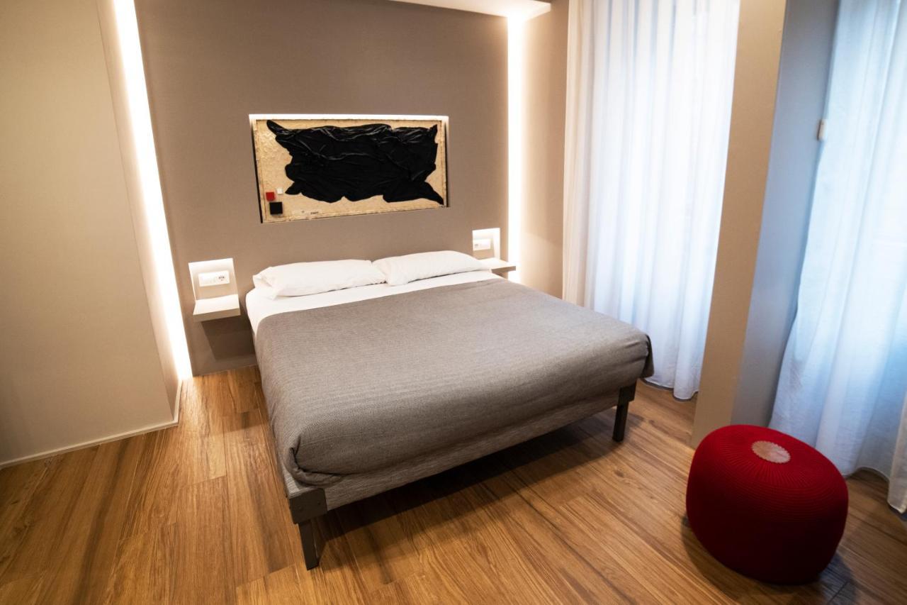 Lucrino 45 By Ale Hotel Rome Exterior photo